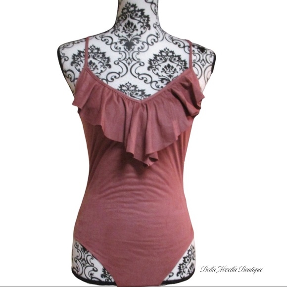 HARLOW & GRAHAM Faux Suede Bodysuit Caramel - Picture 10 of 11